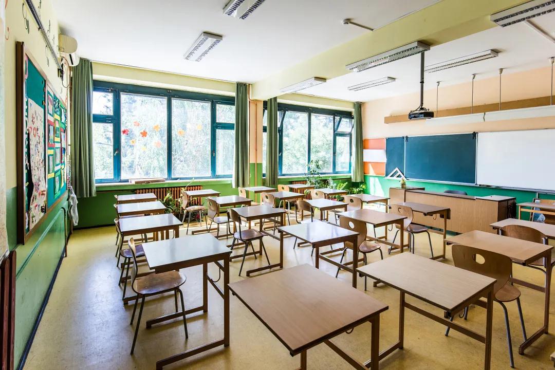 開學季,家長如何選購靜音門窗? 開學季,家長如何選購靜音門窗?